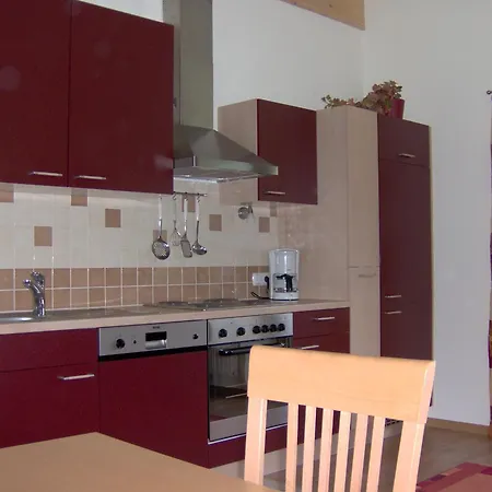 Stoeckl Apartment *